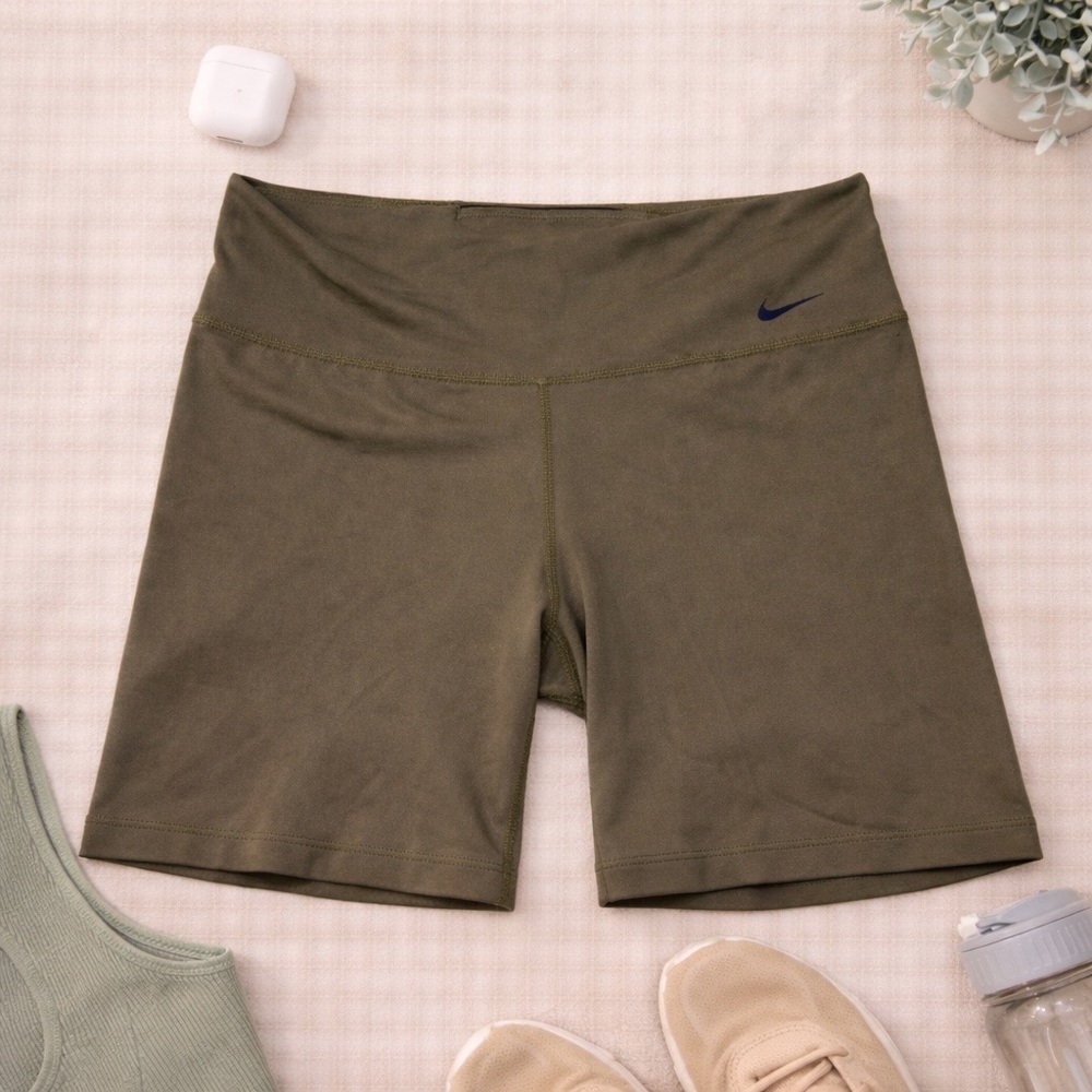 Nike Dri-FIT Olive Green High Rise Biker Shorts Size M